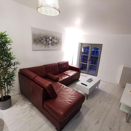 Appartement Cosy Entierement Equipe Villeneuve-sur-Lot Exterior foto
